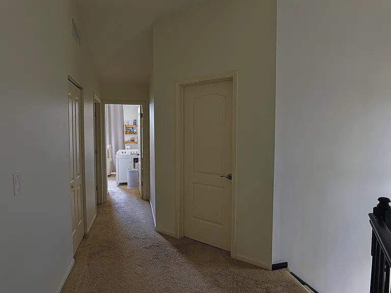 1049 Talbots Ln — Photo 13