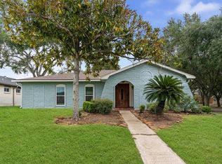 9002 Grape St, Houston, TX 77036