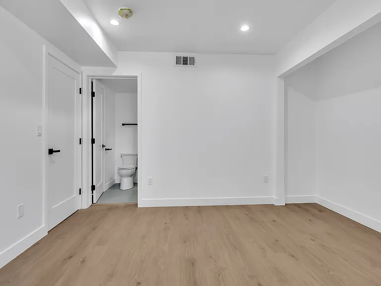 1119 N Avenue 56 #1/2 — Photo 14