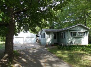 9028 Trails End Rd, Lake, MI 48632