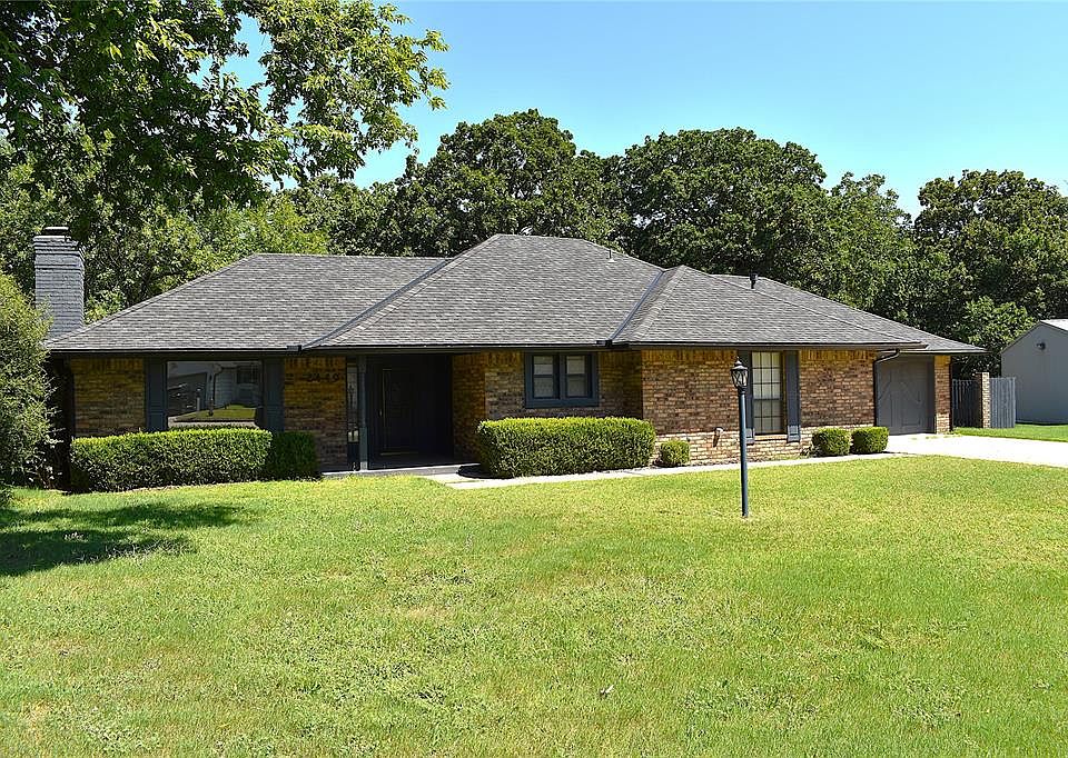 1st image of 2449 Whispering Oak Dr