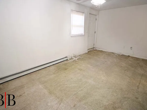 1039 East 86th Street image 16 of 22