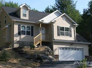 103 Park Ln, East Stroudsburg, PA 18301
