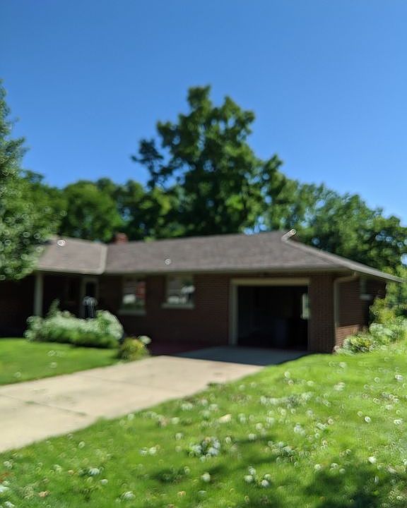 1st image of 2256 Saint Vincents Ave
