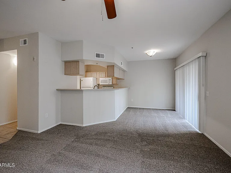 4644 N 22nd St #2142 — Photo 9