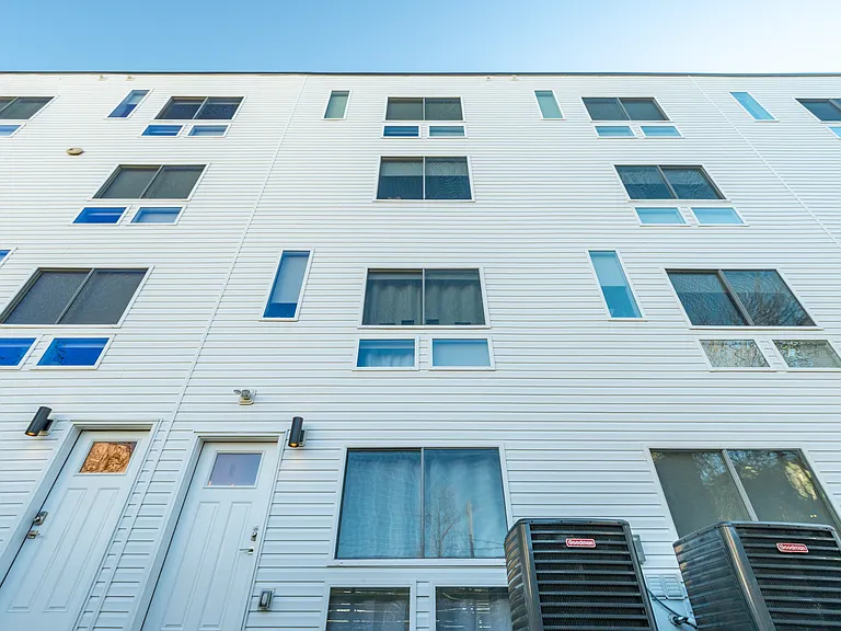 1502 N Randolph St #11C — Photo 37