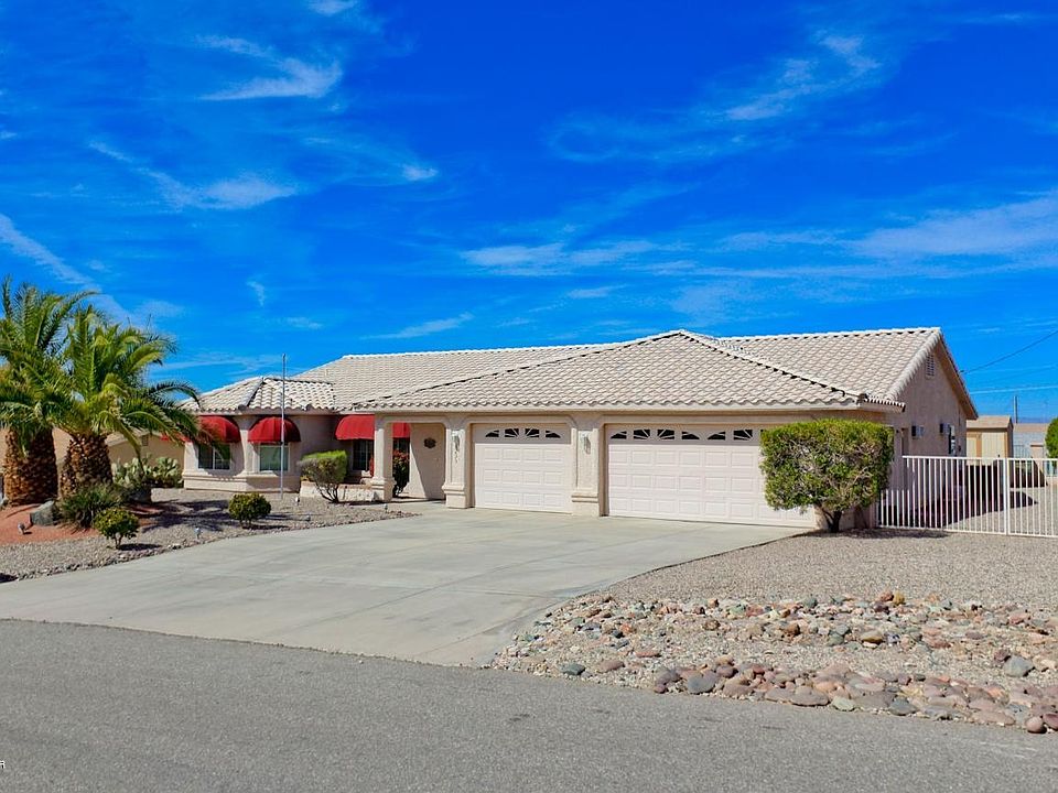 1st image of 3235 Palmtree Dr