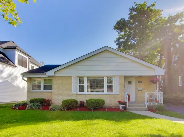 458 Alma Ave, Elmhurst, IL 60126