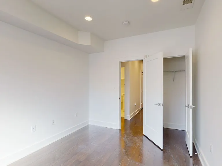 3306 9th St NE #1 — Photo 51