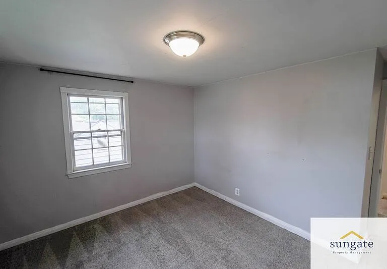 7023 Deerfield Rd — Photo 11