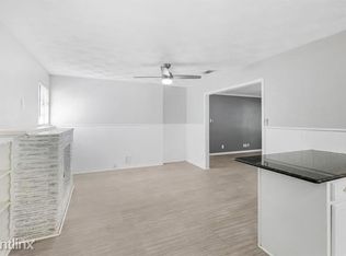 412 E Ross St, Waxahachie, TX 75165