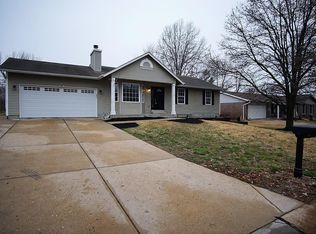 1921 Golden Hls, Saint Peters, MO