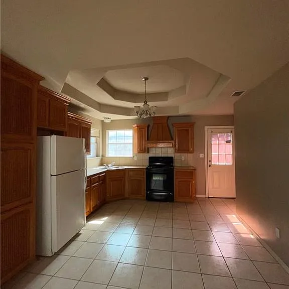 805 W Bronze Dr #4 — Photo 5