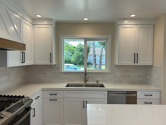 5th image of 1398 Santa Rita Cir