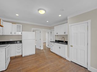 130 Dalton St, Lowell, MA 01850