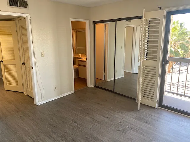 121 S Pacific Ave #206 — Photo 5