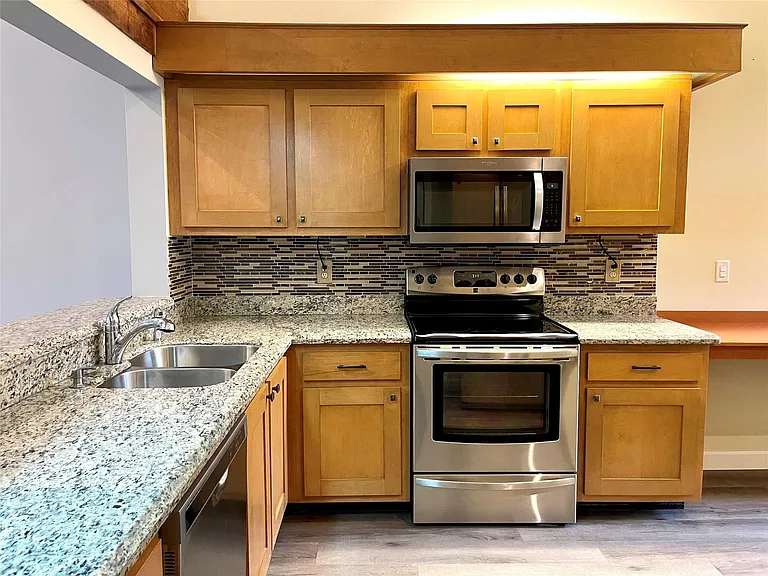 11781 Timbers Way — Photo 8