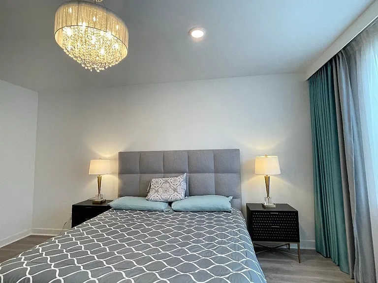 12136 Summer Ln — Photo 16