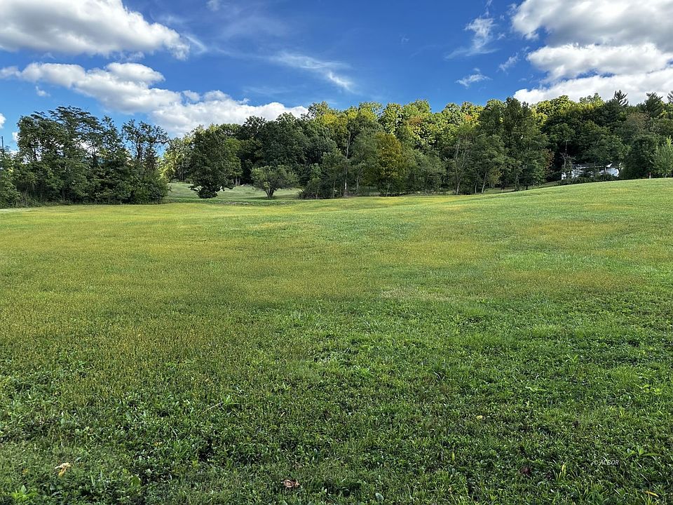 2nd image of Wood Rd