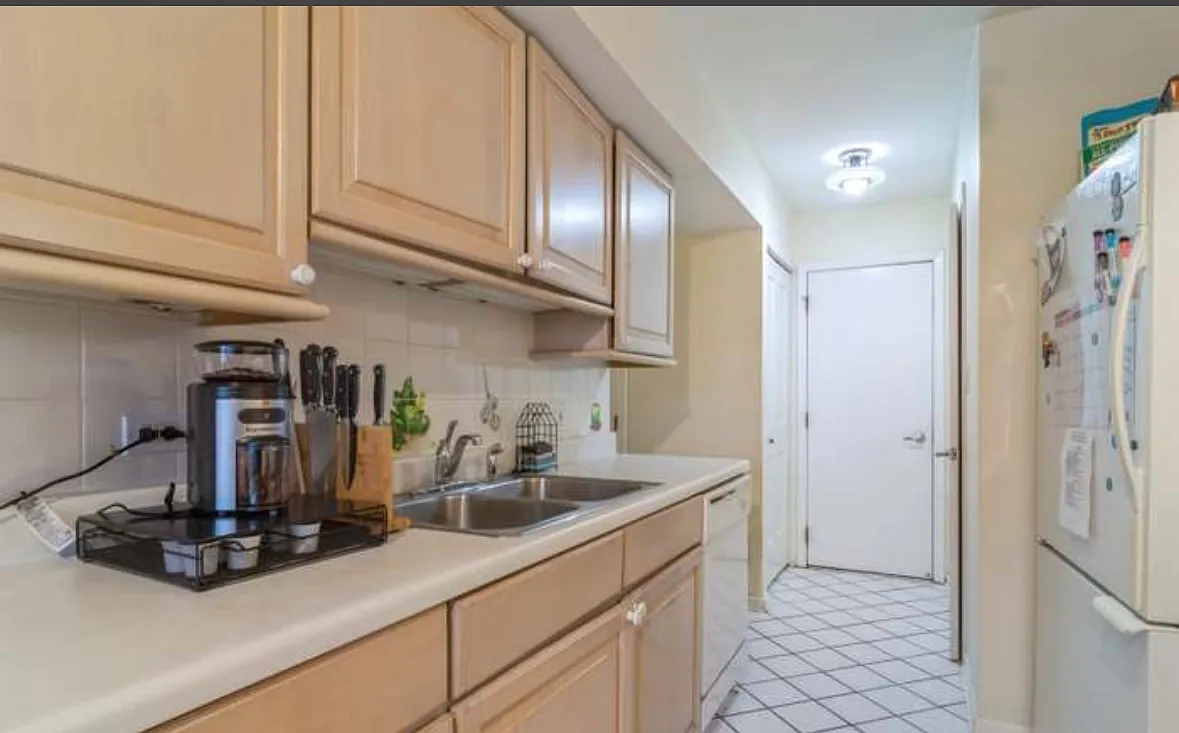 473 Stevenson Pl — Photo 3