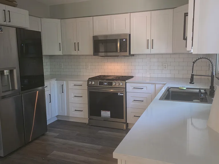 4500 Hollirose Pl — Photo 8
