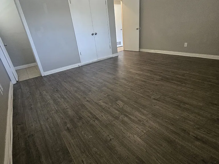 4125 Potomac Ave — Photo 6