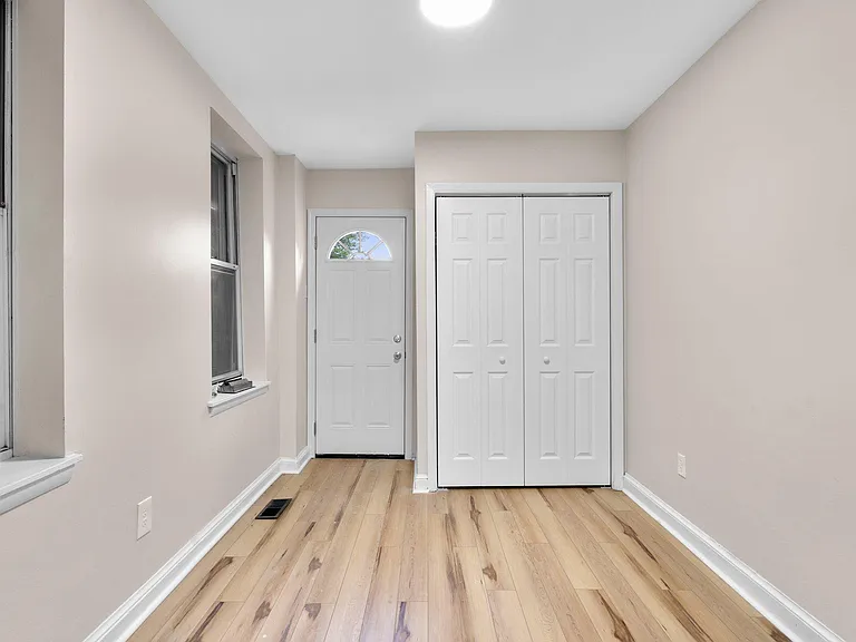 428 N Patterson Park Ave — Photo 12