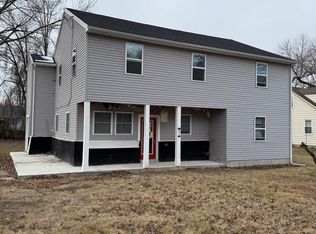 6821 University Dr, Middle River, MD 21220