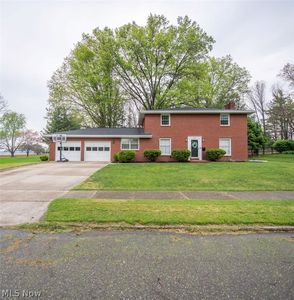 827 E 5th St, Dover, OH, 44622