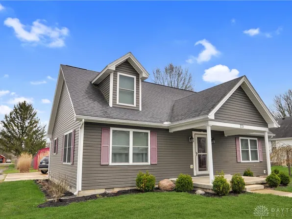 221 S Jefferson St, Arcanum, OH 45304