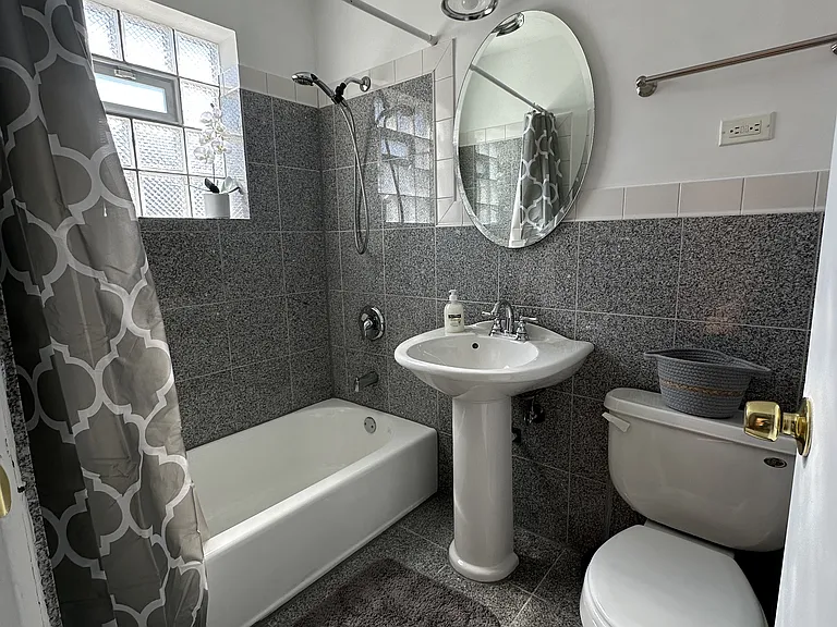 1437 N Homestead Rd #8 — Photo 6
