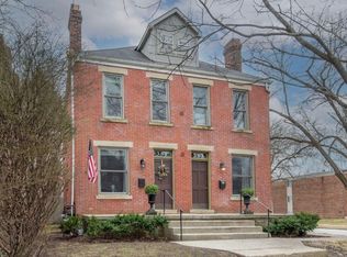 381 W Hubbard Ave, Columbus, OH 43215