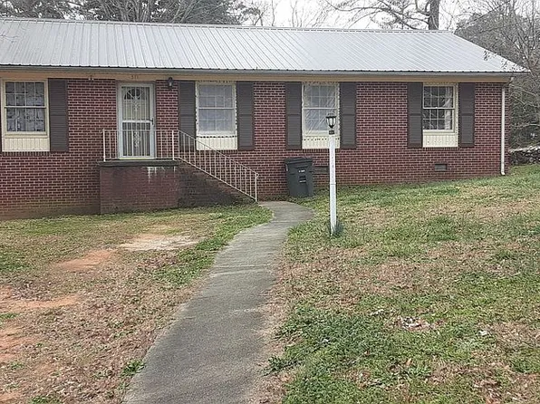 511 Woodland Dr, Wadesboro, NC 28170