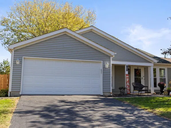 7686 Heathside Ct, Columbus, OH 43235