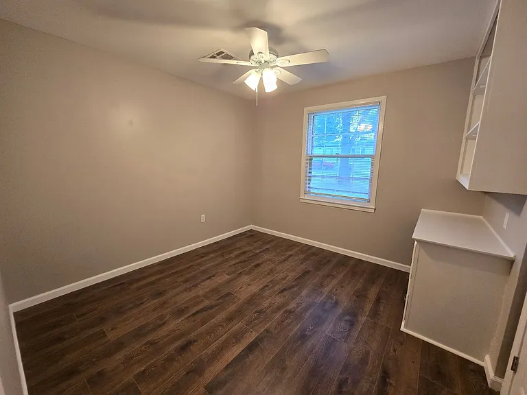 3540 Farwood Dr — Photo 14