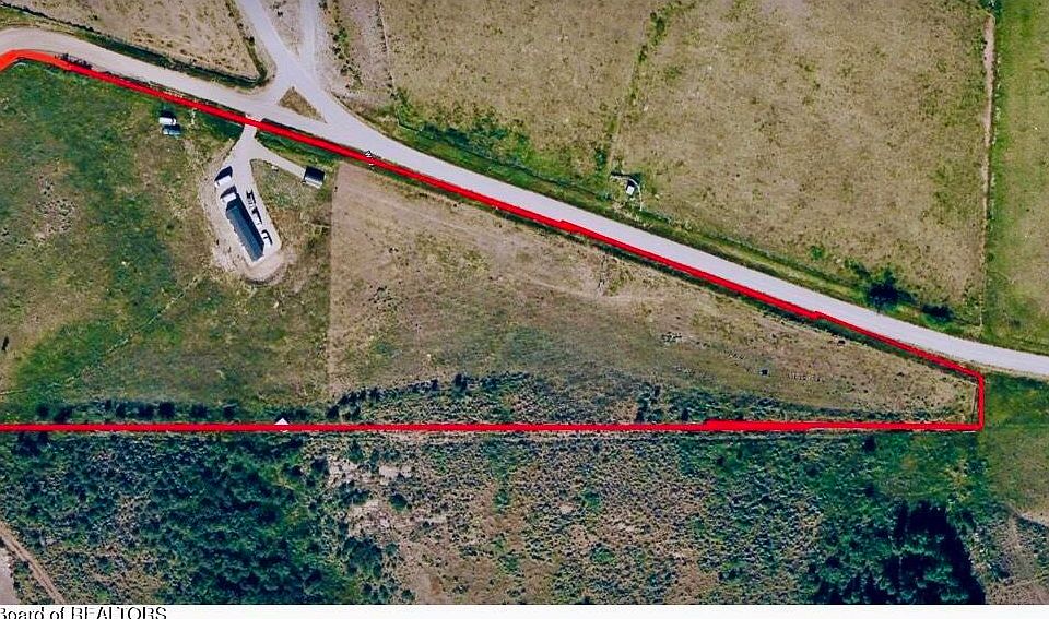 2nd image of 10417 Reece Rd