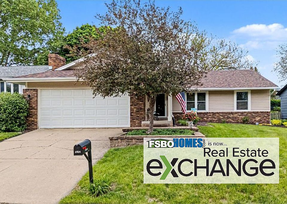 1st image of 1524 W 46th Pl
