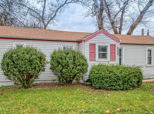 3820 Dorchester Ave, Gurnee, IL 60031