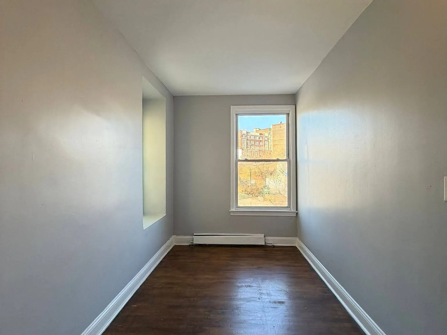 2 bed, $1,950 — Photo 2