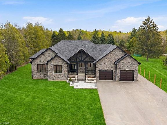 2nd image of 75 Robinson Rd