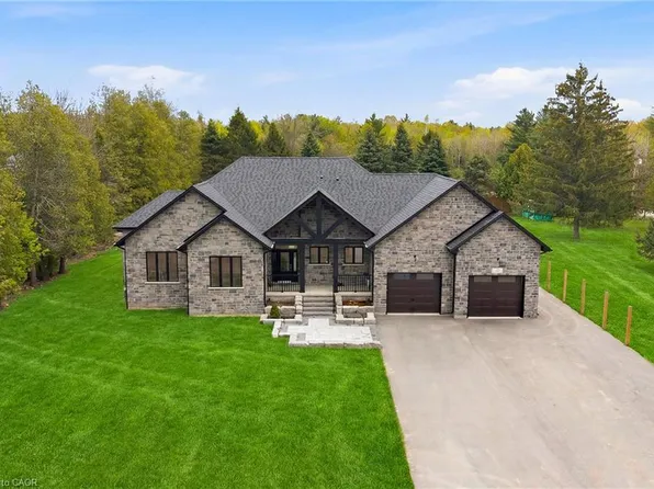75 Robinson Rd, Cambridge, ON N1R 5S7