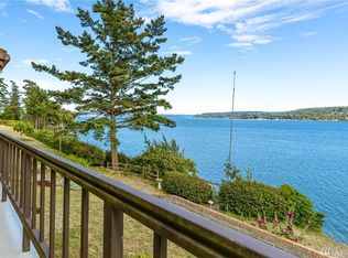 700 Scenic Heights Rd, Oak Harbor, WA 98277
