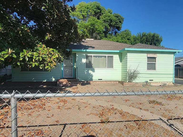 516 Acacia Ave — Photo 15