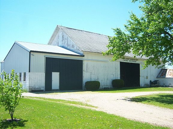 barn