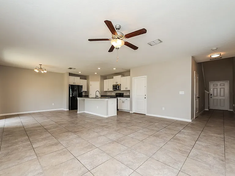 15423 Dark Star Ln — Photo 5