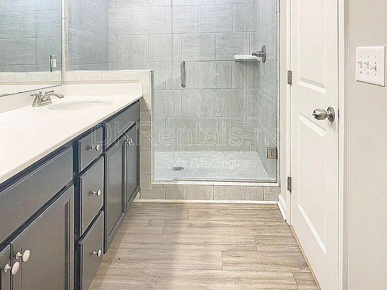 5108 Fox Den Rd — Photo 21