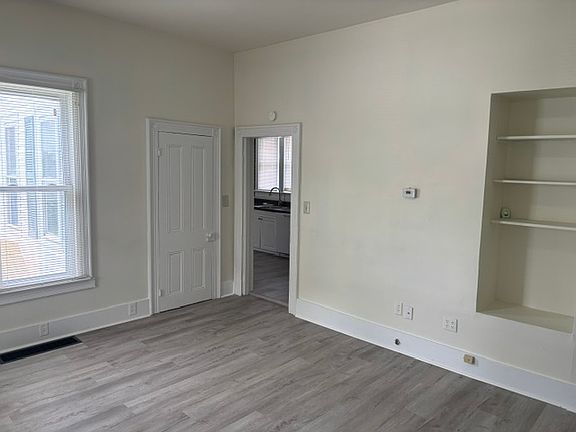 5th image of 2 S Bradford St APT A