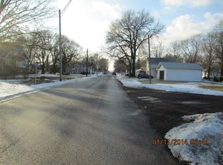 109 S Liberty St, Eureka, IL