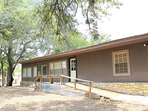 3rd image of 104 Canyon Ln