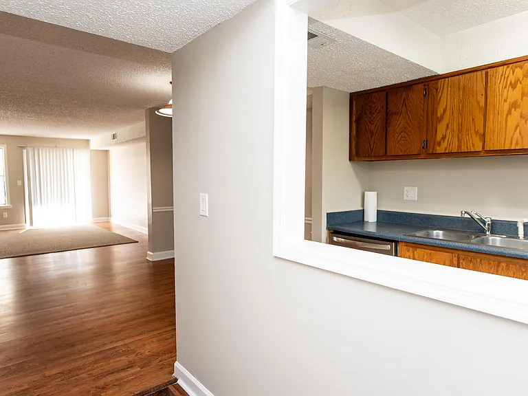 290 Appleby Dr #252 — Photo 4